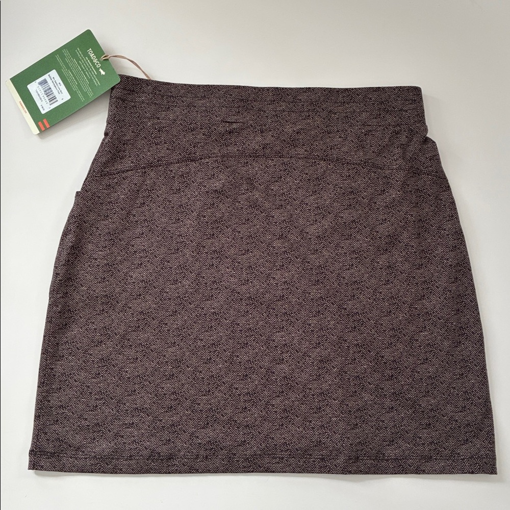NWT Toad&Co Samba Luna Skirt in Buffalo Herringbone print; sustainable gorpcore - Picture 2 of 11